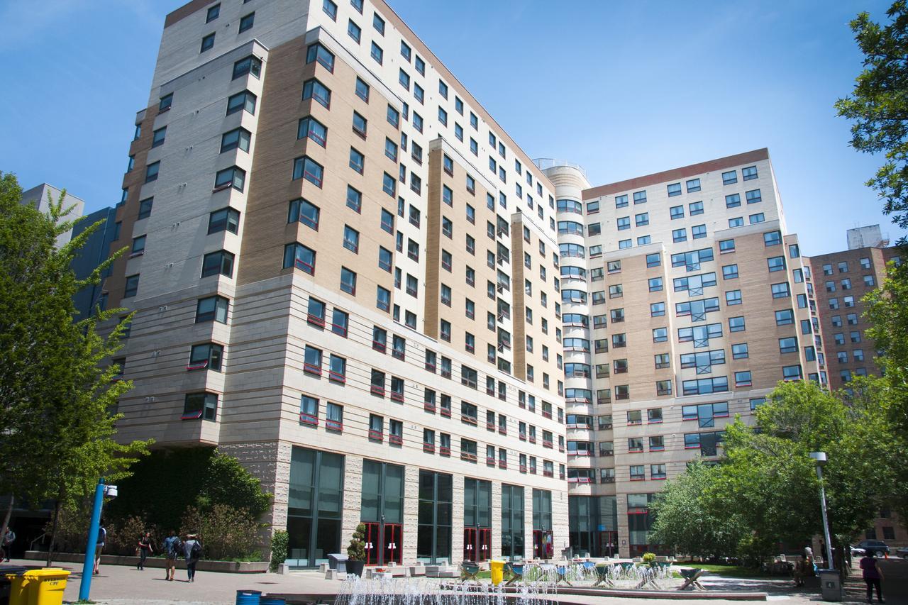 Toronto Metropolitan University- Pitman Hall Residence Buitenkant foto